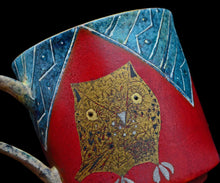 画像をギャラリービューアに読み込む, 伊藤北斗 釉刻色絵金銀彩 珈琲呑 木菟