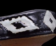 画像をギャラリービューアに読み込む, 光藤佐 黒織部菱文茶盌