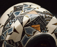 画像をギャラリービューアに読み込む, 多田幸史 幾何紋金白金銀彩 茶碗