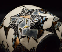 画像をギャラリービューアに読み込む, 多田幸史 幾何紋金白金銀彩 茶碗