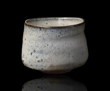 画像をギャラリービューアに読み込む, 三藤るい 斑唐津茶碗