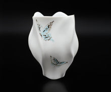 画像をギャラリービューアに読み込む, 張多然 白い花 カップB