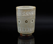 画像をギャラリービューアに読み込む, 光藤佐 青磁象嵌湯呑A