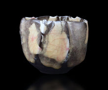 画像をギャラリービューアに読み込む, 若尾経 米色瓷茶盌 銘「玉霞」