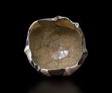 画像をギャラリービューアに読み込む, 若尾経 米色瓷茶盌 銘「玉霞」