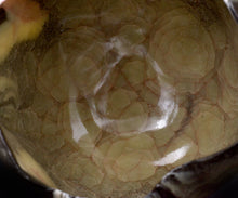 画像をギャラリービューアに読み込む, 若尾経 米色瓷茶盌 銘「玉霞」