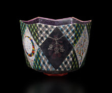 画像をギャラリービューアに読み込む, 伊藤北斗 釉刻色絵金銀彩 面取茶盌