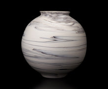 画像をギャラリービューアに読み込む, アマンダトン The Perfect Imbalance 満月壺