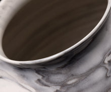 画像をギャラリービューアに読み込む, アマンダトン The Perfect Imbalance 満月壺