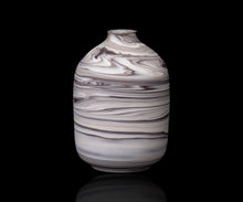 画像をギャラリービューアに読み込む, アマンダトン The Perfect Imbalance 徳利