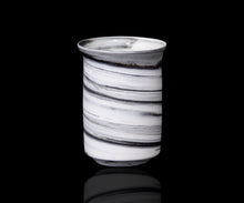 画像をギャラリービューアに読み込む, アマンダトン The Perfect Imbalance ぐい呑