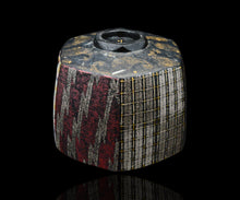 画像をギャラリービューアに読み込む, 伊藤北斗 釉刻色絵金銀彩 面取茶碗