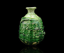 画像をギャラリービューアに読み込む, 鈴木徹 緑釉徳利