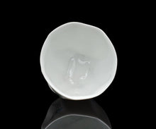 画像をギャラリービューアに読み込む, 張多然 白い花 カップE