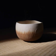 画像をギャラリービューアに読み込む, アマンダトン mono no aware 草木染め茶盌 ー桂ー
