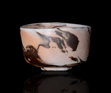 画像をギャラリービューアに読み込む, アマンダトン The Perfect Imbalance 窯変黒白磁茶盌「火舞影」

