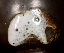 Load image into Gallery viewer, Yukiya Izumida Layered-Textile tea bowl
