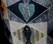 画像をギャラリービューアに読み込む, 伊藤北斗 釉刻色絵金銀彩 面取茶盌
