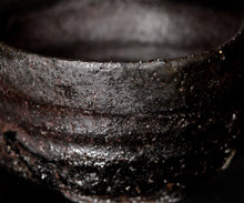 画像をギャラリービューアに読み込む, 三藤るい 黒唐津茶碗
