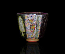 画像をギャラリービューアに読み込む, 伊藤北斗 釉刻色絵金銀彩 面取ぐい呑 -Woodpecker-
