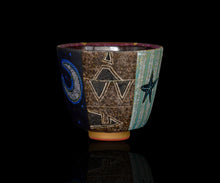 画像をギャラリービューアに読み込む, 伊藤北斗 釉刻色絵金銀彩 面取ぐい呑 -Woodpecker-
