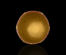 画像をギャラリービューアに読み込む, 伊藤北斗 釉刻色絵金銀彩 面取ぐい呑 -Cat-
