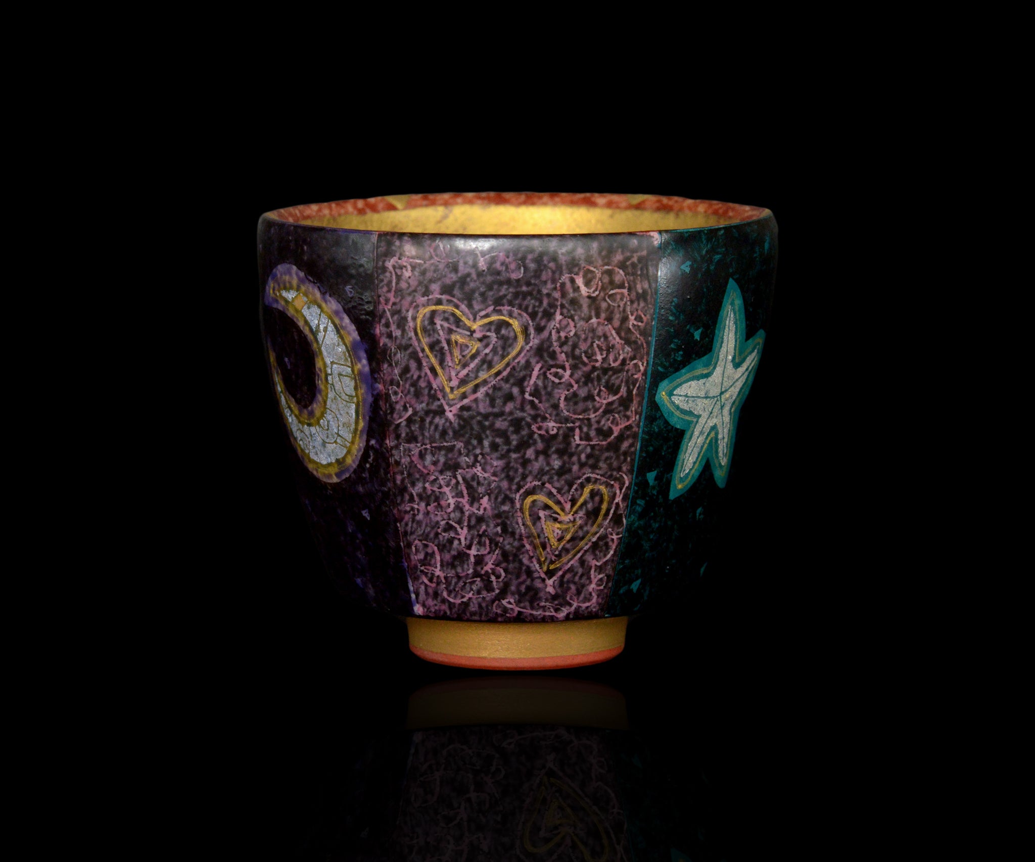 色絵ぐい呑 伊藤北斗 釉刻色絵金銀彩 面取ぐい呑 -Cat- – 窯と土～Kama-to-tsuchi～