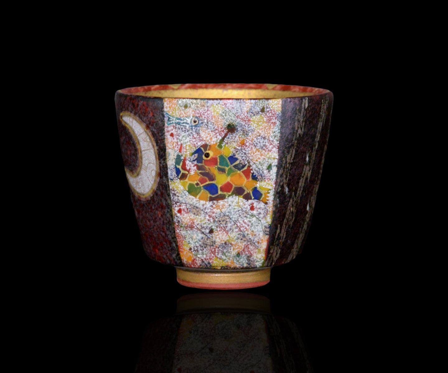 伊藤北斗 釉刻色絵金銀彩 面取ぐい呑 -Anglerfish- – 窯と土～Kama-to