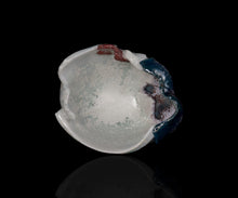 画像をギャラリービューアに読み込む, 加藤真美 フロスト釉 酒盃「丹頂」
