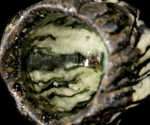 画像をギャラリービューアに読み込む, 塚本治彦 黒織部ぐい呑
