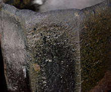 画像をギャラリービューアに読み込む, 後関裕士 錫彩蒼変黒削茶盌
