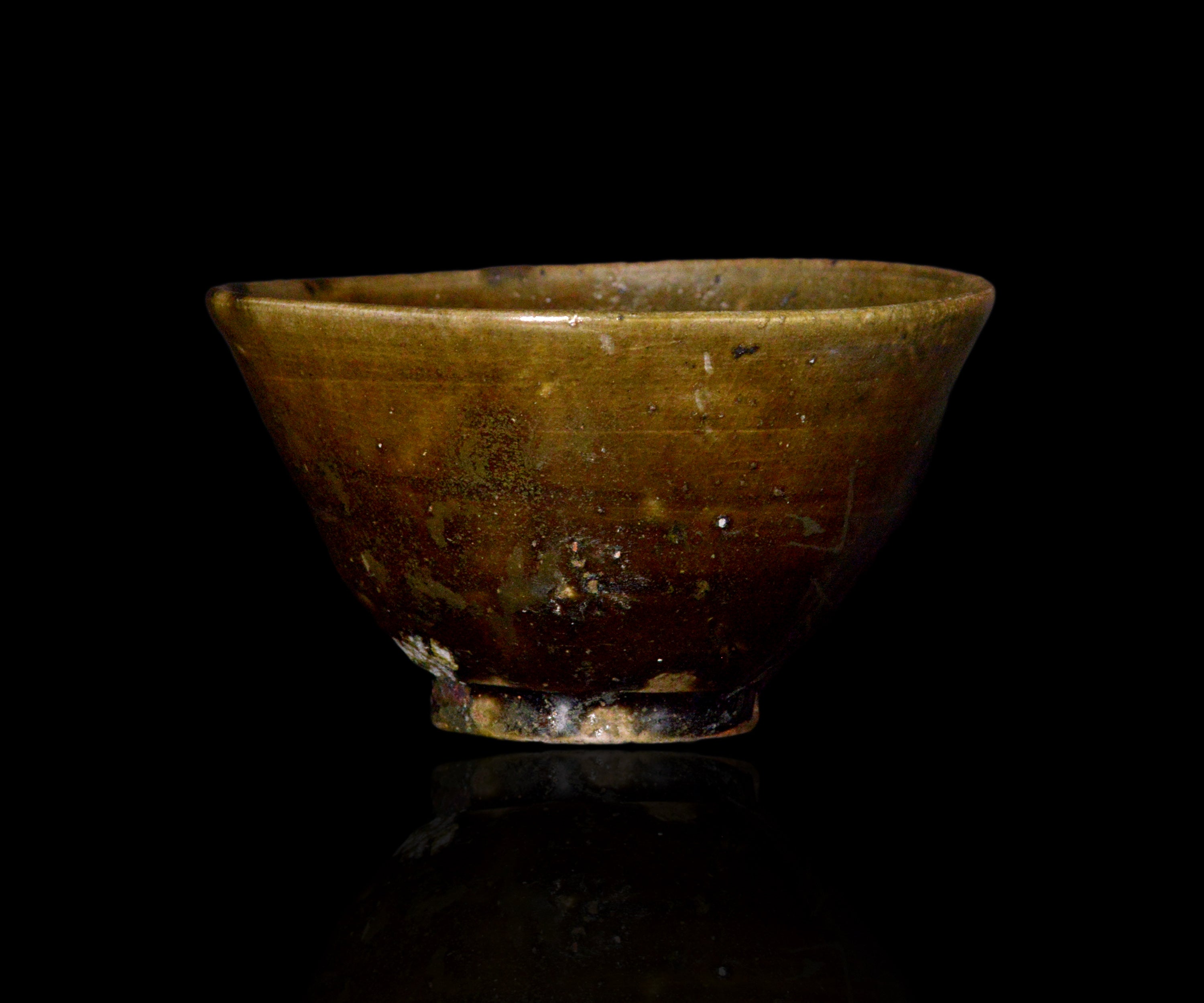 三藤るい 青唐津茶碗 – 窯と土～Kama-to-tsuchi～