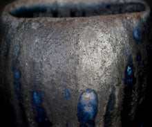 Load image into Gallery viewer, Hiroshi Gozeki Sohen-guro Chawan Singularity #1
