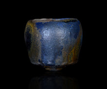 Load image into Gallery viewer, Hiroshi Gozeki Tousai Sohen-guro Chawan
