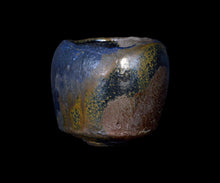 Load image into Gallery viewer, Hiroshi Gozeki Tousai Sohen-guro Chawan
