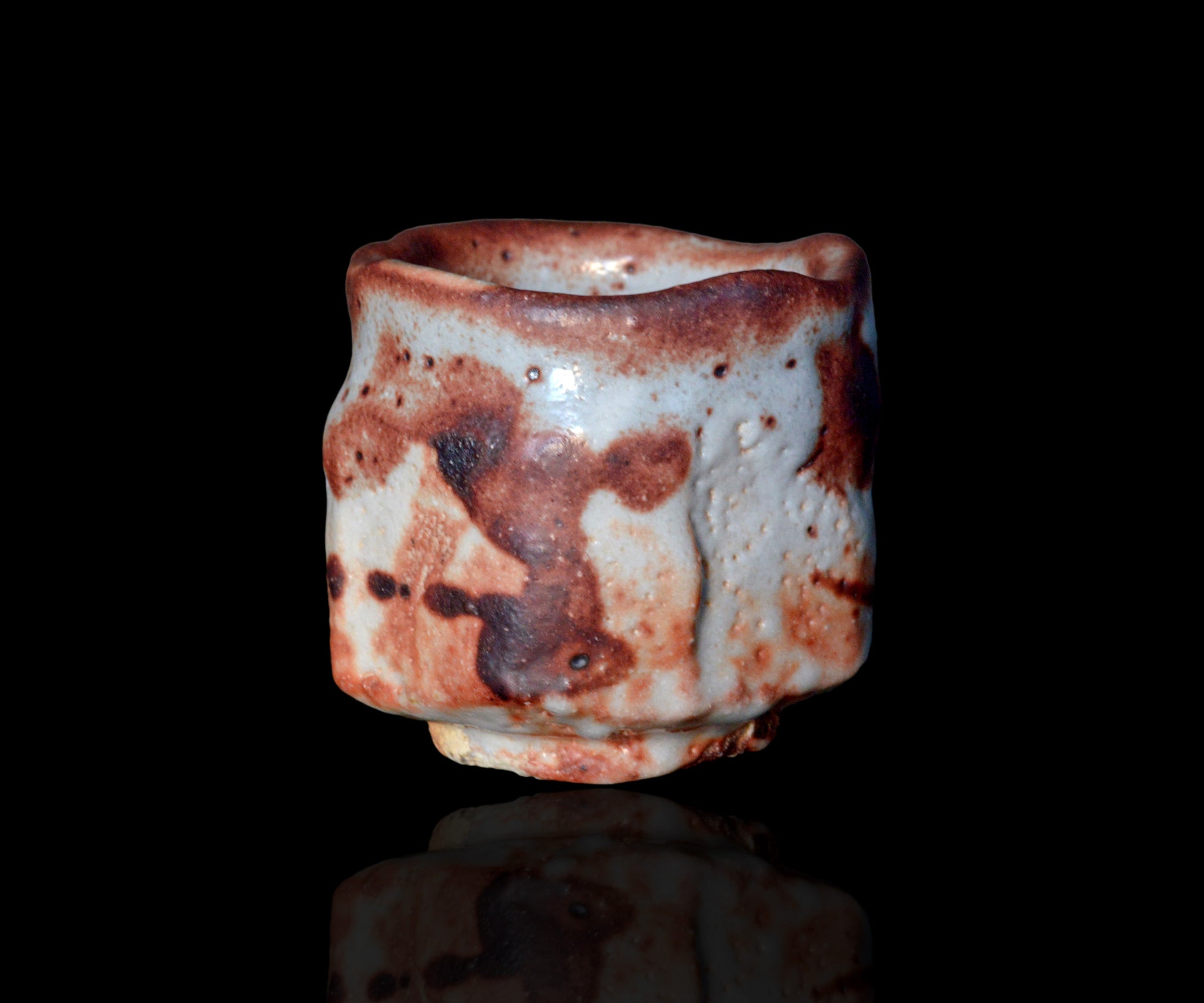 志野焼　塚本治彦　ぐい呑み 塚本治彦 志野ぐい呑 – 窯と土～Kama-to-tsuchi～