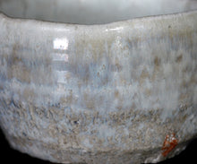 Load image into Gallery viewer, Kan Matsuzaki Shida-yu chawan
