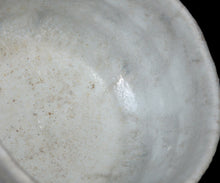 Load image into Gallery viewer, Kan Matsuzaki Shida-yu chawan
