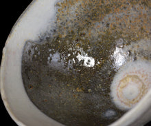 Load image into Gallery viewer, Hiroshi Gozeki Hakudei chawan
