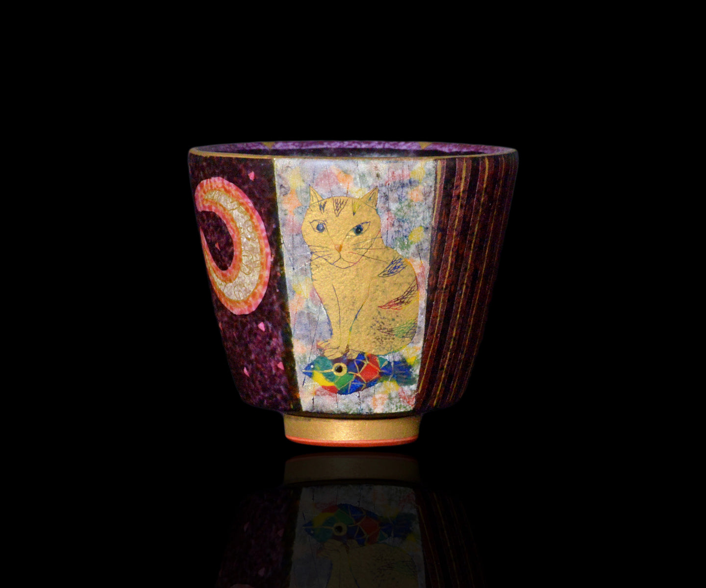 人気作家作品 美品★伊藤北斗 釉刻色絵陶板 夢の景色★2005年頃の個展で購入 伊藤北斗 釉刻色絵金銀彩 面取ぐい呑 -Cat- – 窯と土～Kama-to-tsuchi～