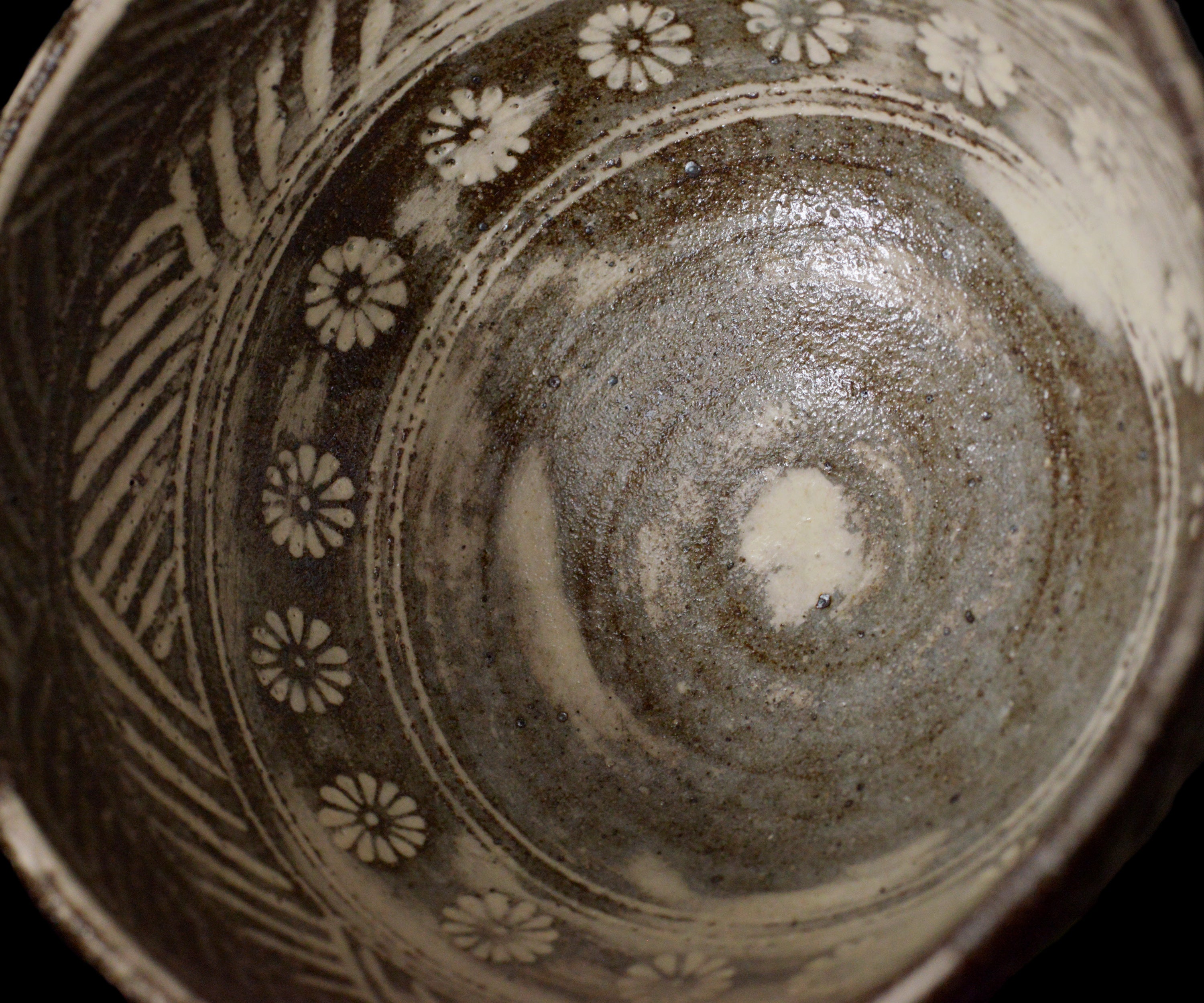 通次廣 彫三島 小茶盌 – 窯と土～Kama-to-tsuchi～