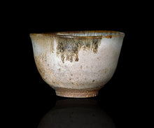 Load image into Gallery viewer, Joseon-Karatsu Chawan by Rui Mitoh
