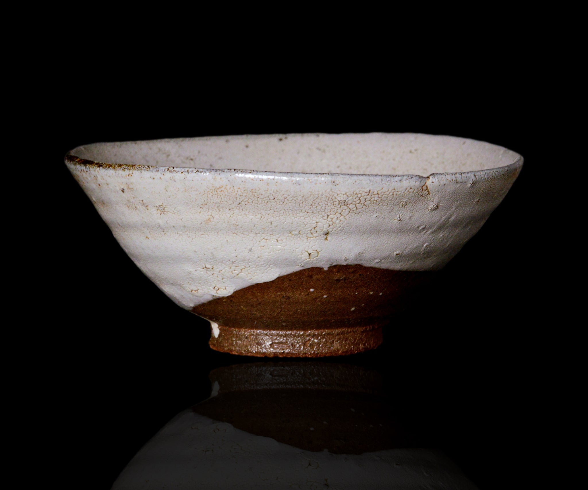 安永頼山 白唐津皮鯨茶盌 – 窯と土～Kama-to-tsuchi～