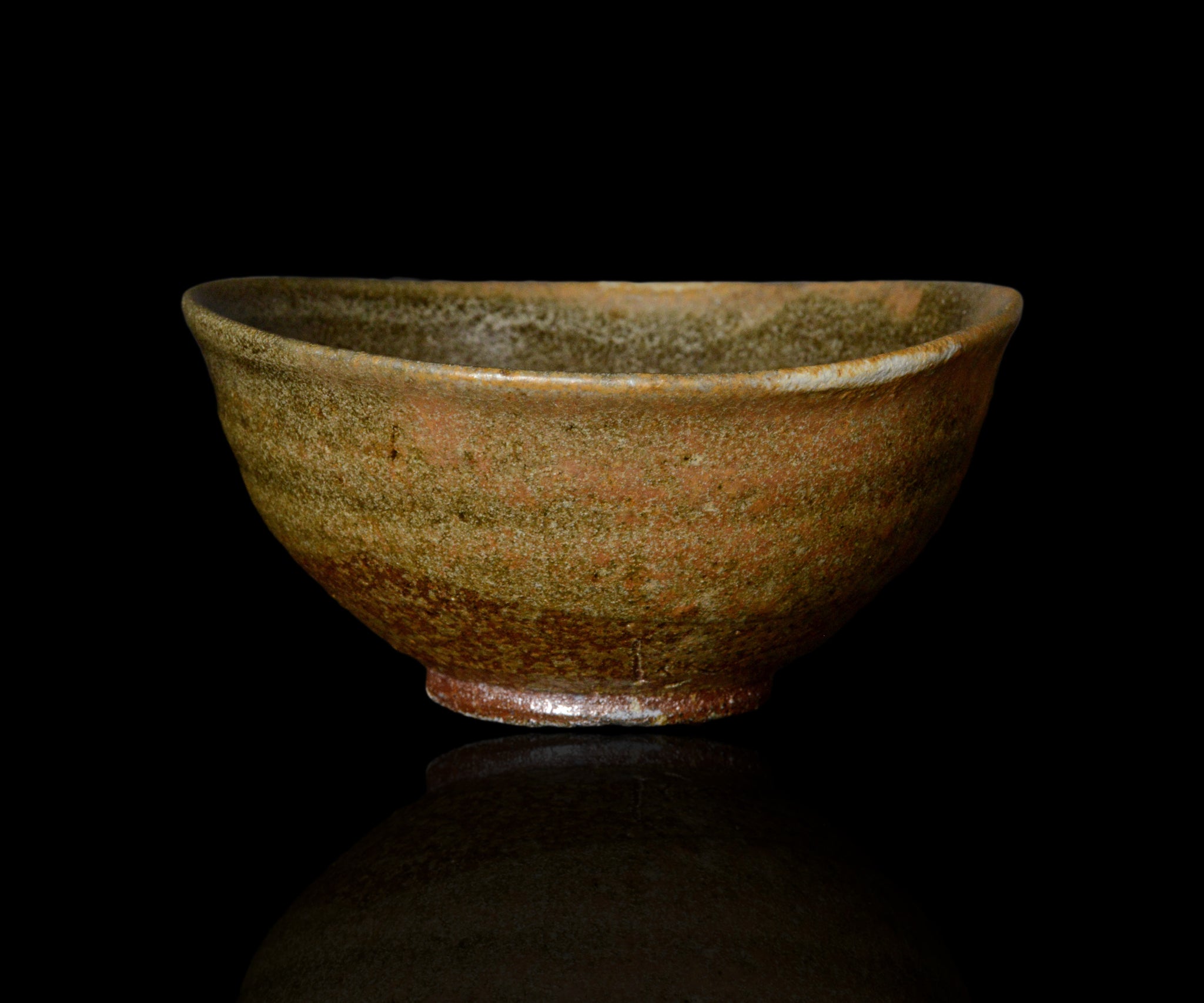 三藤るい 青唐津茶碗 – 窯と土～Kama-to-tsuchi～