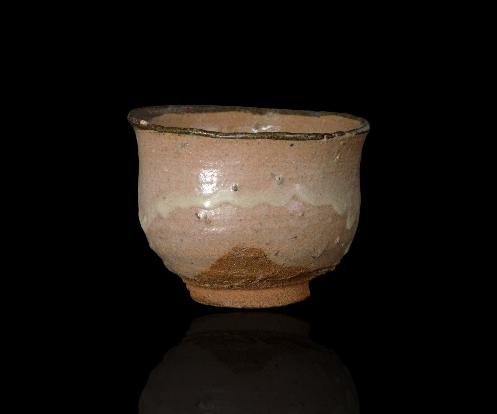 安永頼山 唐津皮鯨酒呑 – 窯と土～Kama-to-tsuchi～