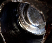 画像をギャラリービューアに読み込む, 若尾利貞 黒楽茶盌
