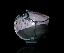 画像をギャラリービューアに読み込む, 加藤真美 フロスト釉茶碗 銘「飛燕」
