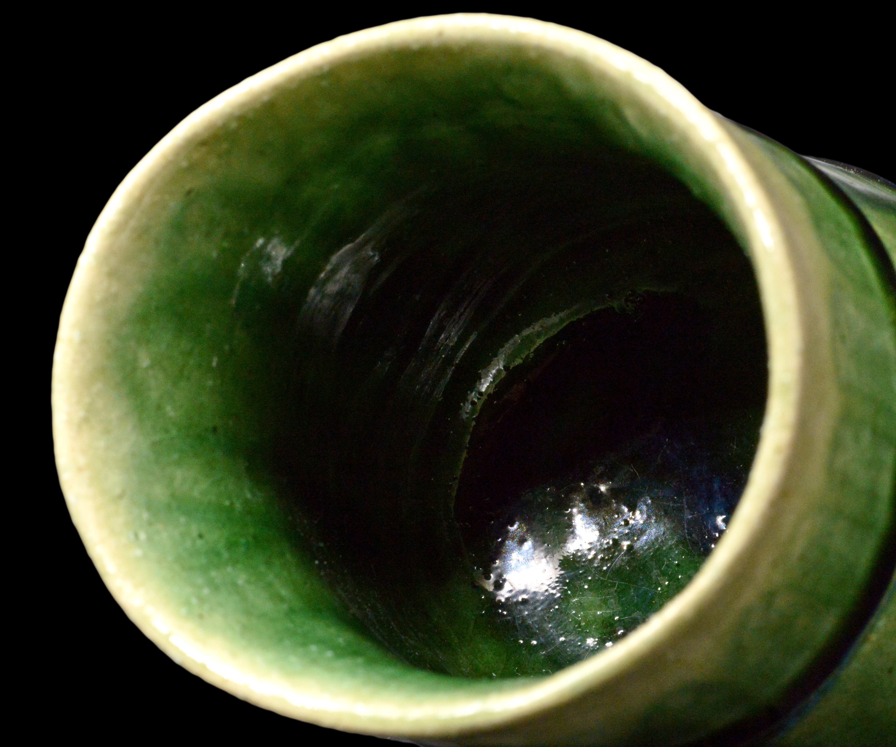 鈴木徹 緑釉湯呑A – 窯と土～Kama-to-tsuchi～