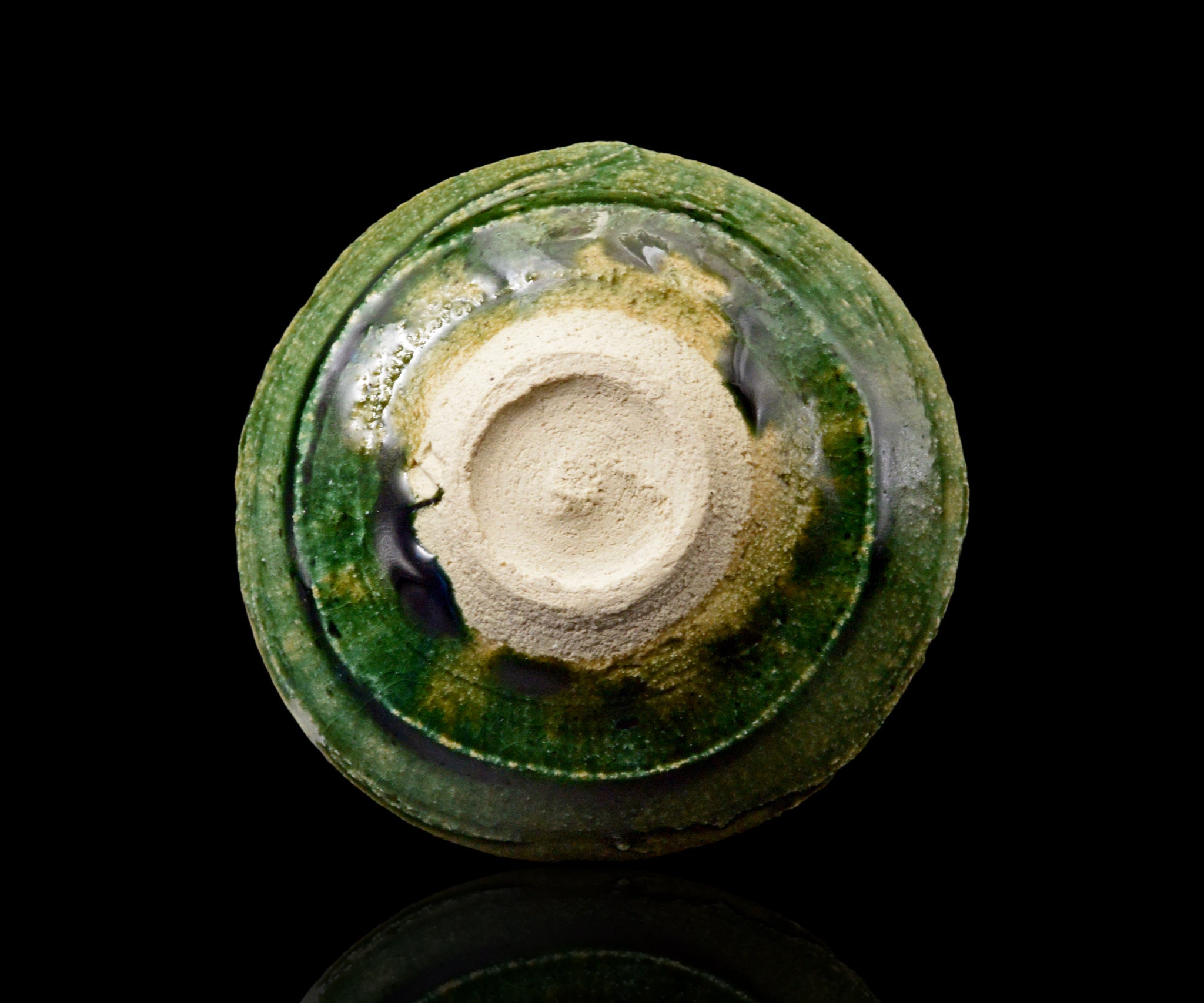 鈴木徹 緑釉酒盃 – 窯と土～Kama-to-tsuchi～
