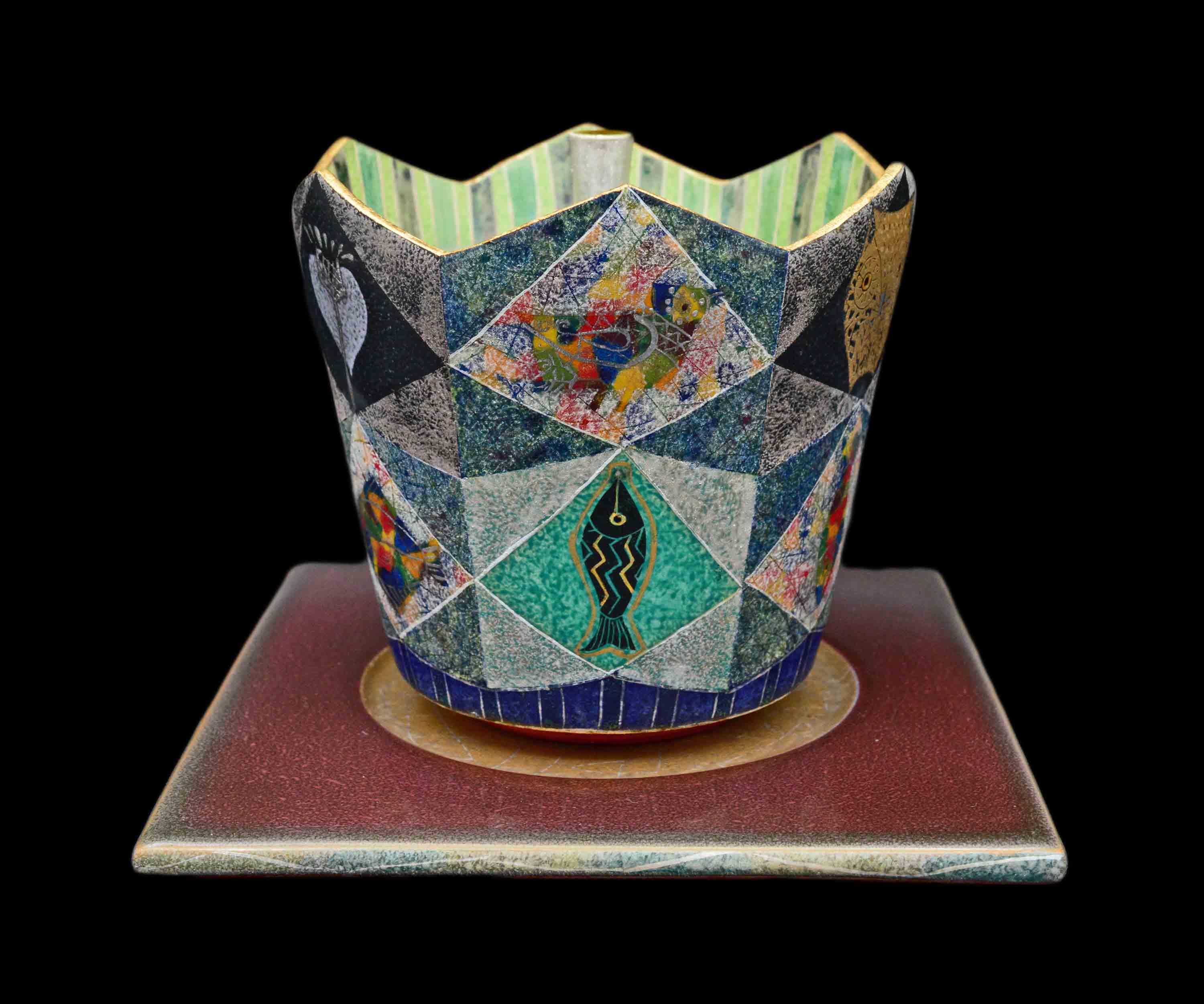 人気作家 伊藤 北斗 釉刻色絵金銀彩 茶入 バラ 魚 四方桟 共箱 e166